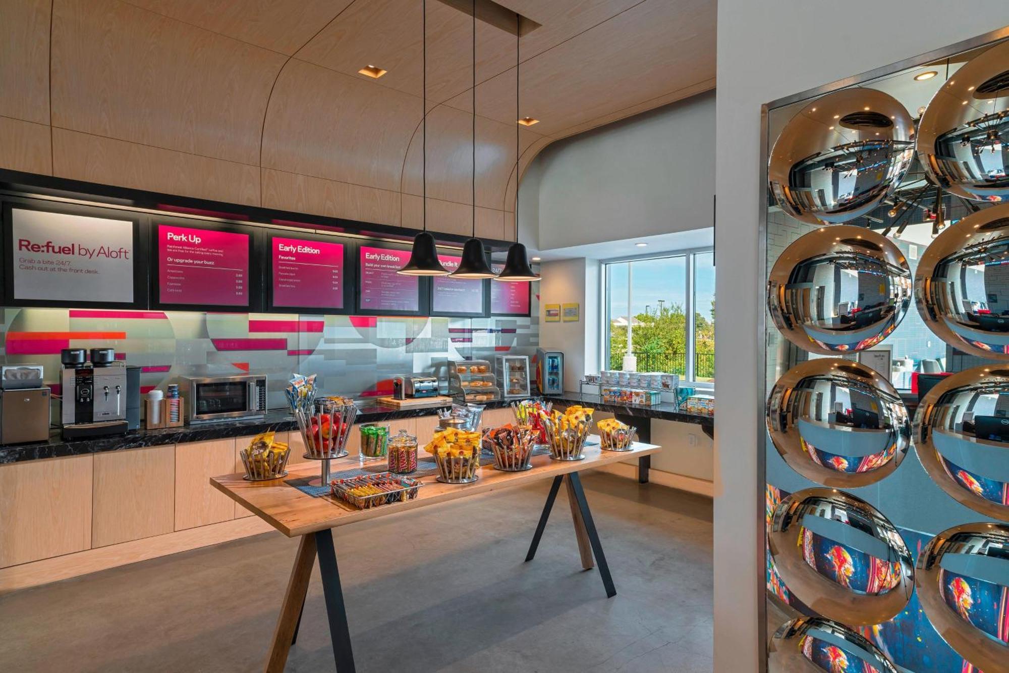 Aloft College Station Hotel Bagian luar foto