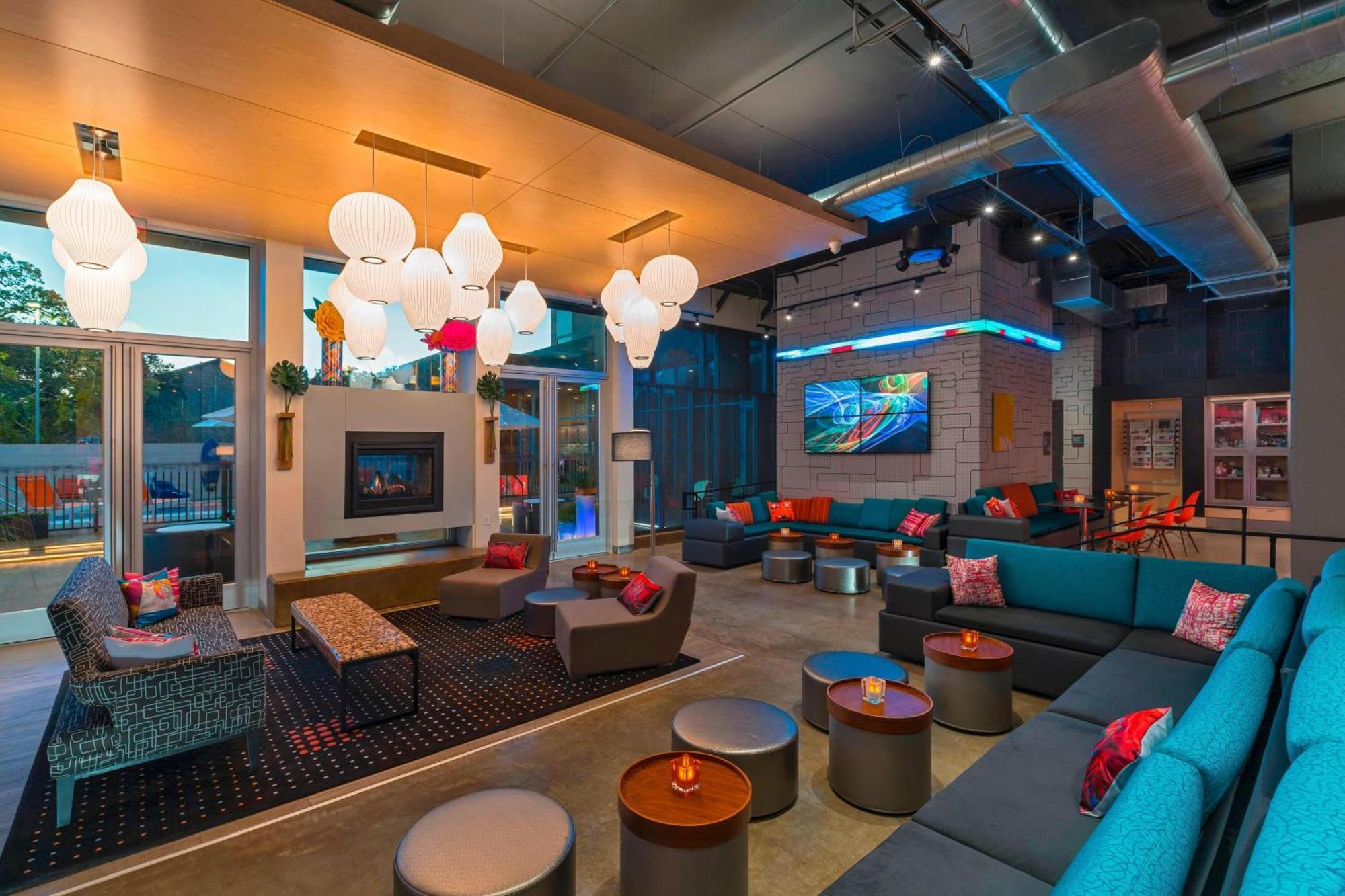 Aloft College Station Hotel Bagian luar foto