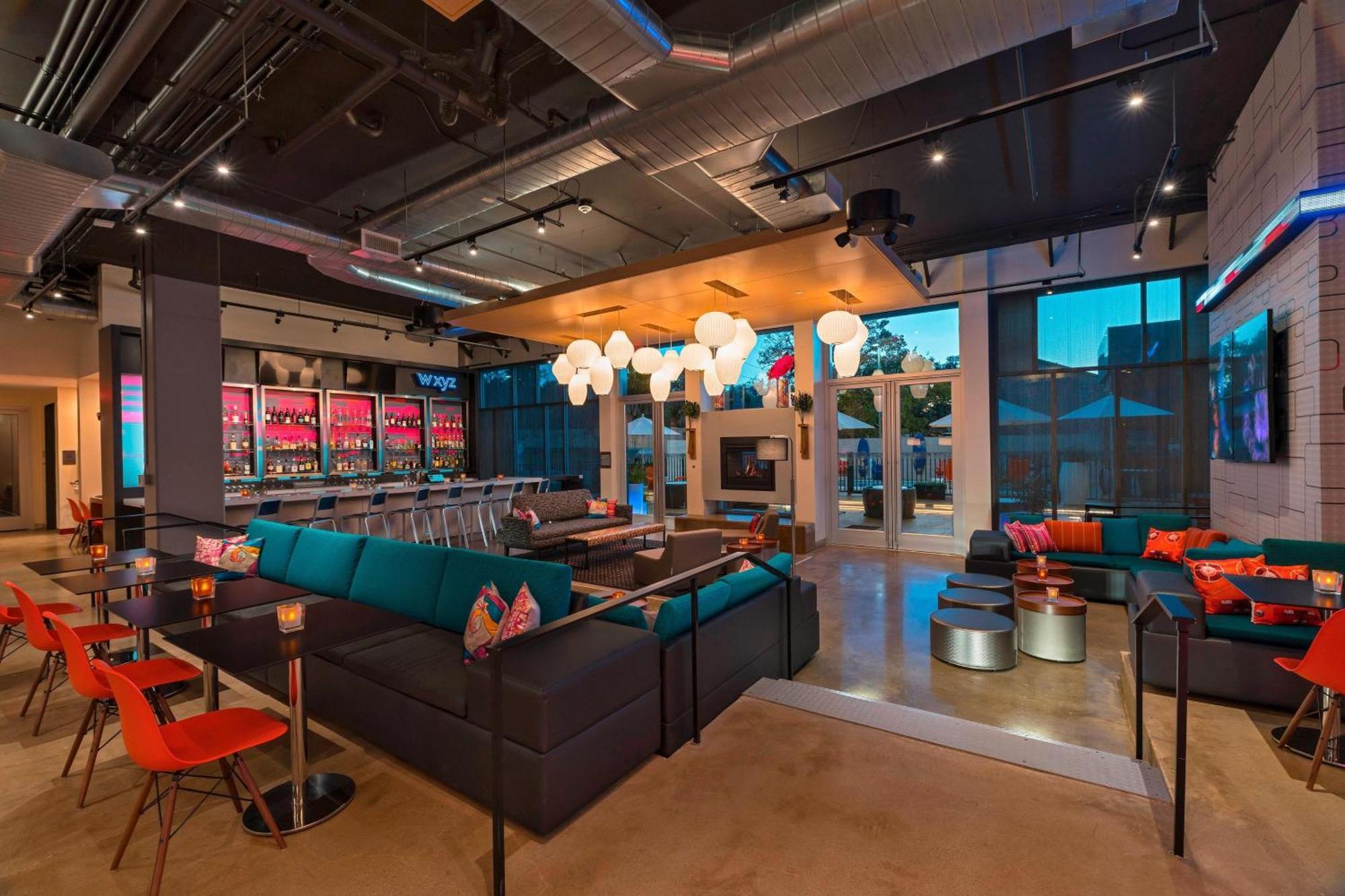 Aloft College Station Hotel Bagian luar foto