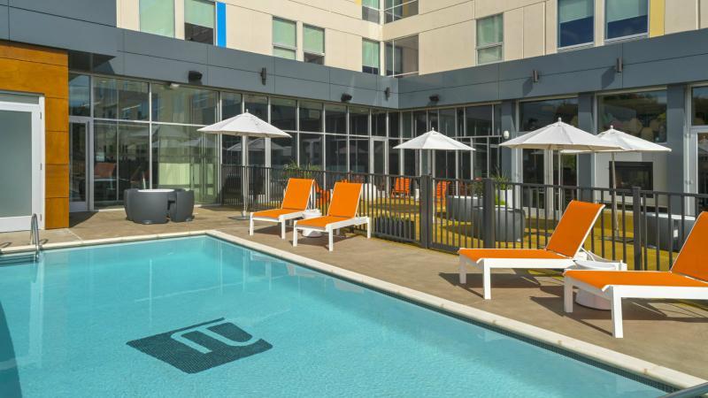 Aloft College Station Hotel Bagian luar foto